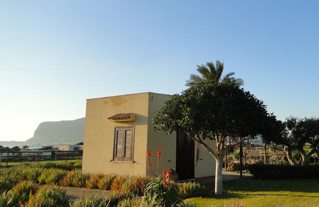 منزل الضيف فافينانا  في Il Giardino Delle Aloe المظهر الخارجي الصورة